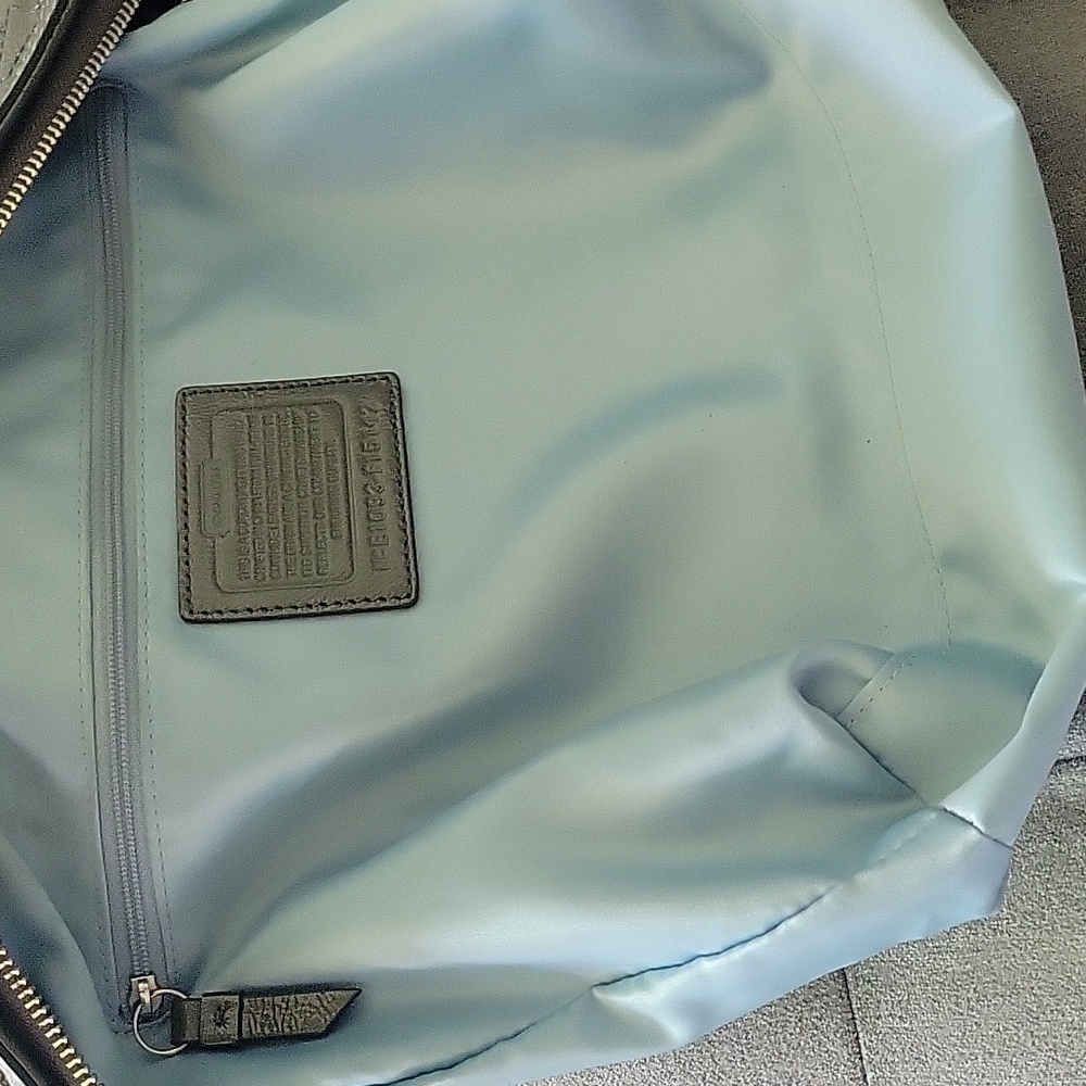 Coach Shoulder Tote Bag, Green, EUC - Picture 13 of 15